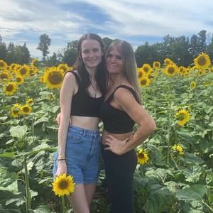 Meet your Posher, Kelly